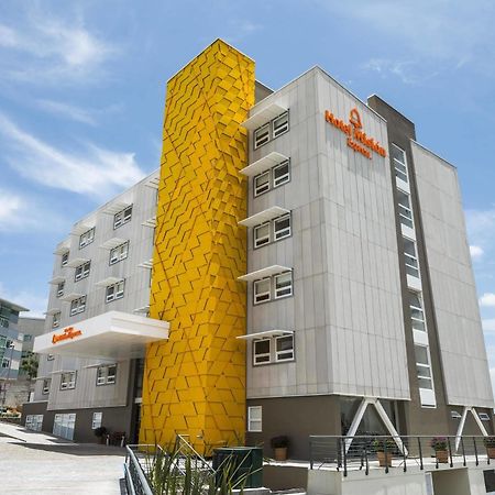 Mision Express Queretaro Hotel Ngoại thất bức ảnh