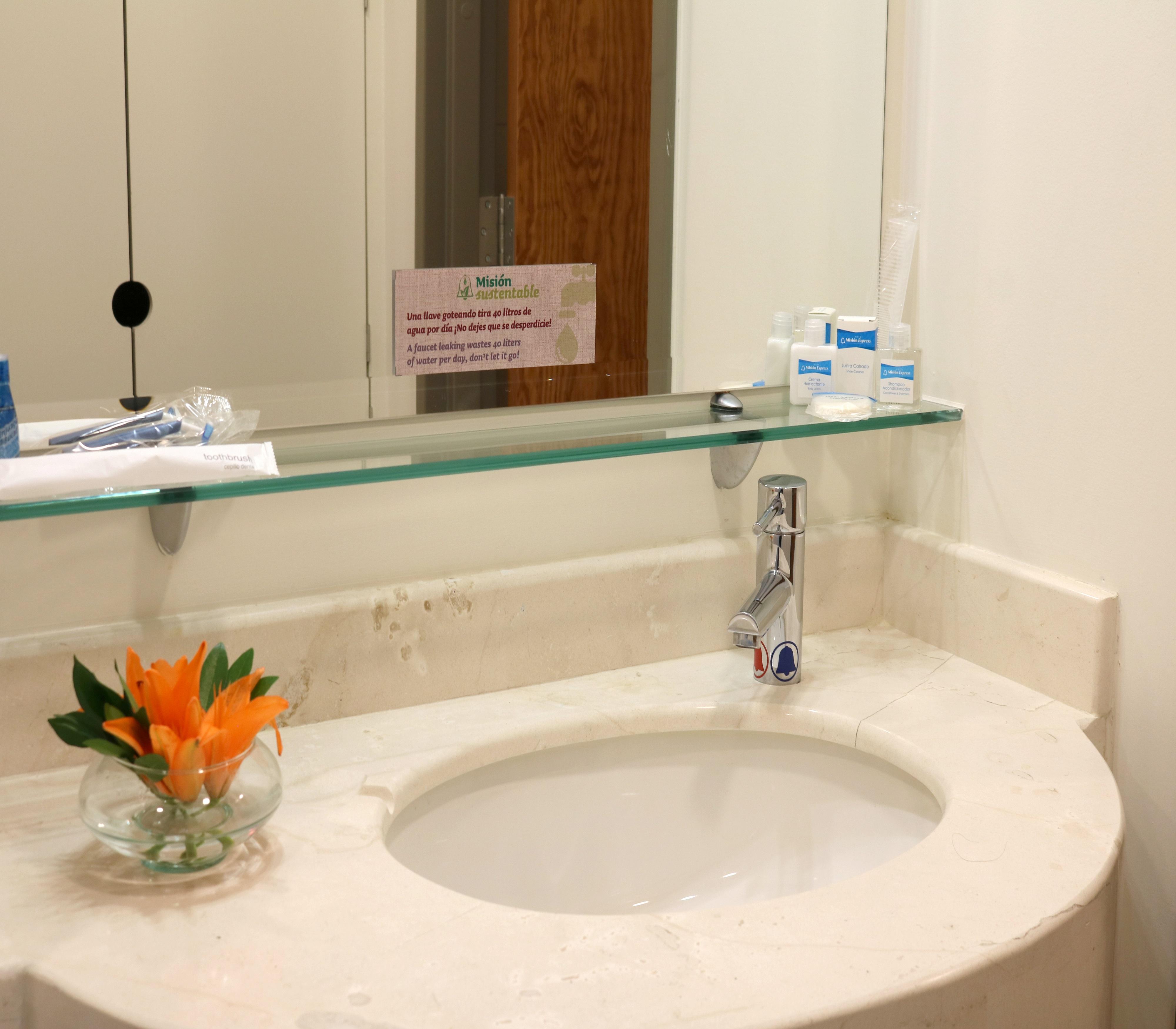 Mision Express Queretaro Hotel Ngoại thất bức ảnh
