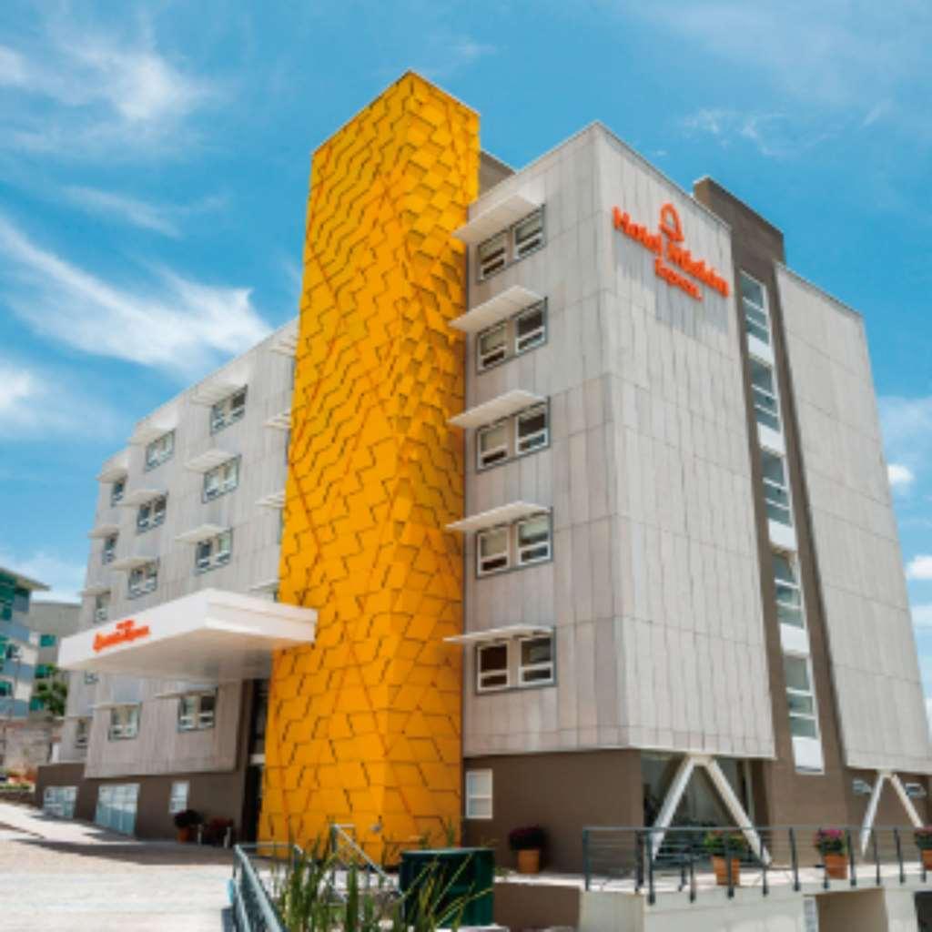 Mision Express Queretaro Hotel Ngoại thất bức ảnh