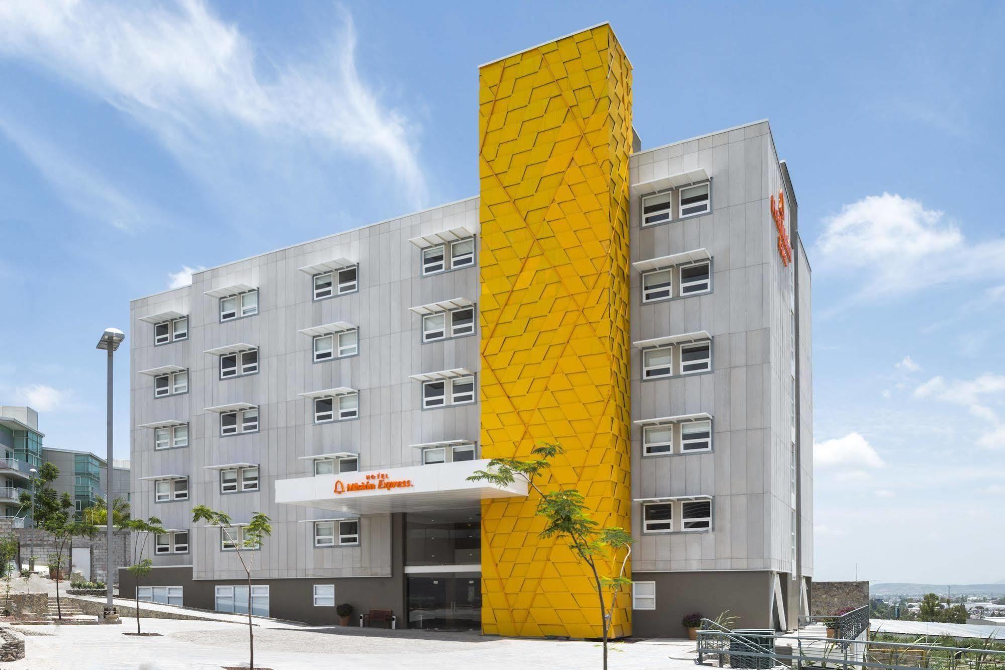 Mision Express Queretaro Hotel Ngoại thất bức ảnh